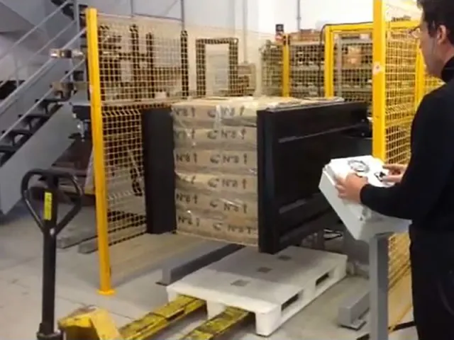 Pallebytter stationær med side klemme og løfte funktion