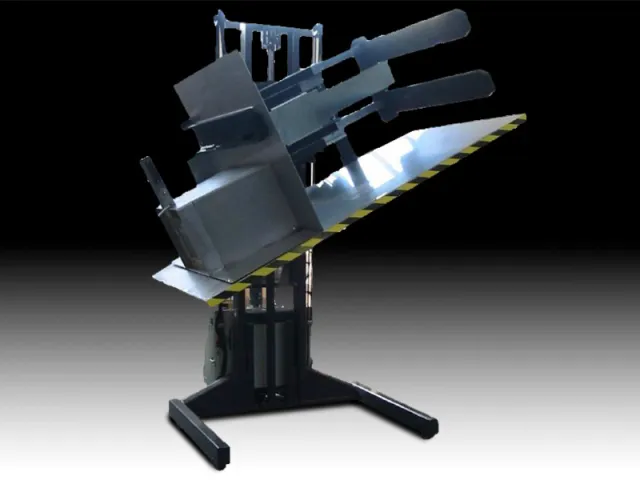 Mobile Pallet Turner model Octabin - for product emptying