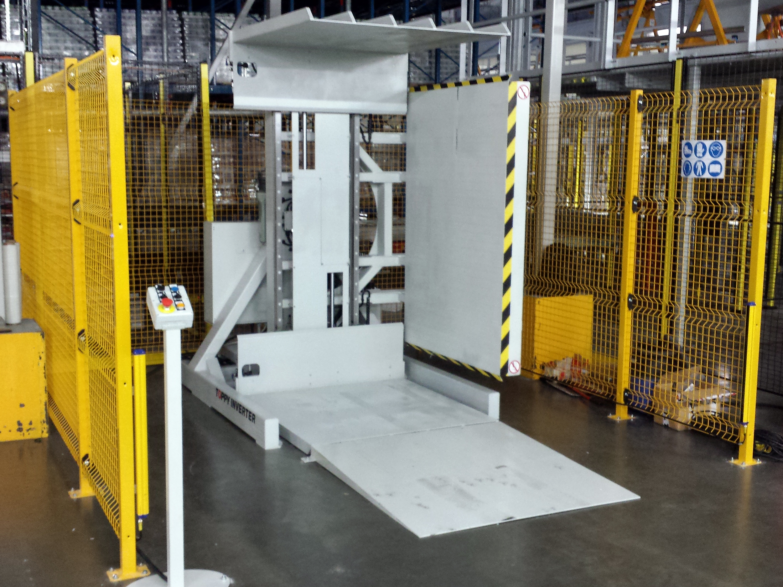 UDLEJNING - Stationær pallevender model Toppy Floor level